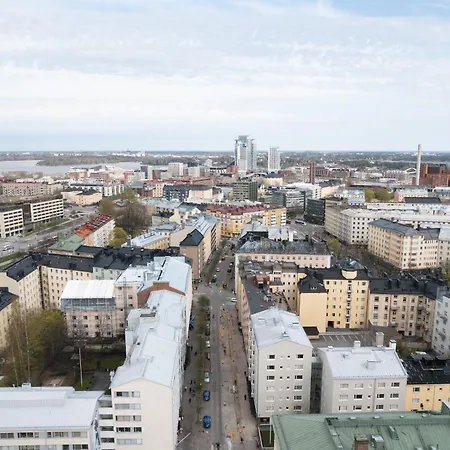 Comfy Floor In Downtown *