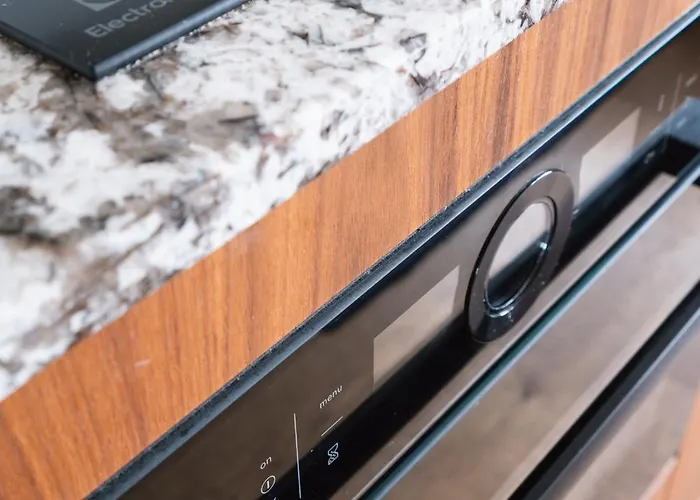 Comfy Floor In Downtown